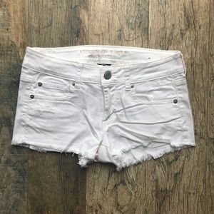 AEO Stretch Distressed Shortie Shorts